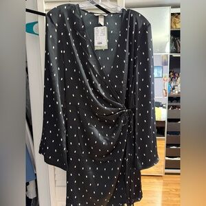 H&M Black and White Long Sleeve Wrap Dress